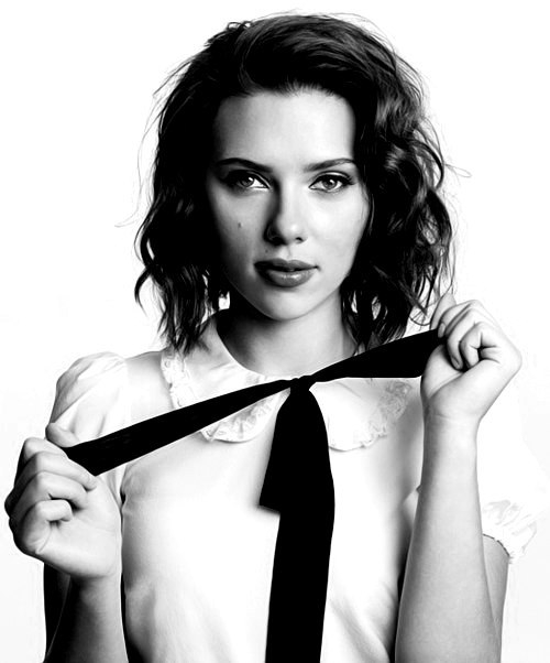 Scarlett Jo; Babe 