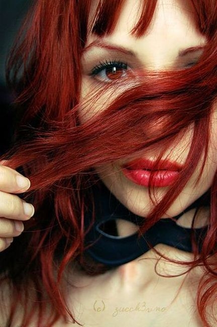 Beauty; Red Head 